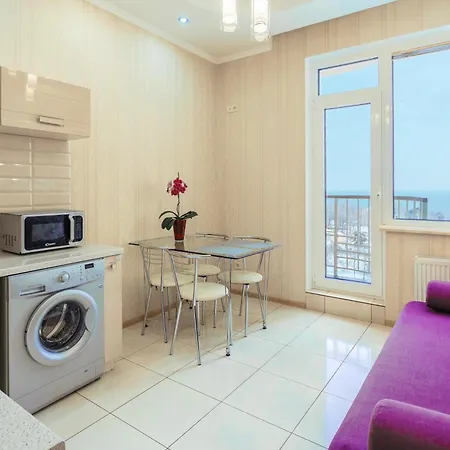 в аркадии с видом на море,кухней и двумя спальнями Apartman *